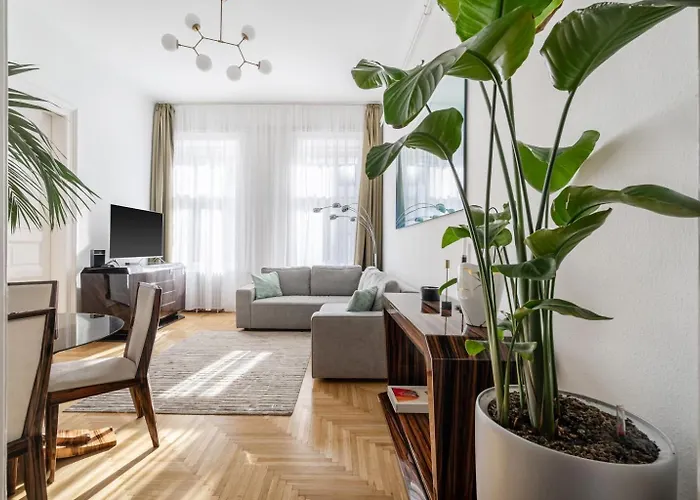 Aviator Luxury Apartment