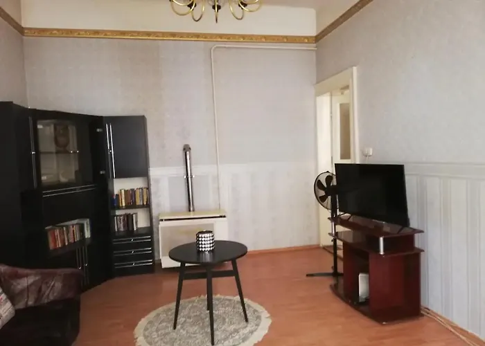 Rozsa Lak