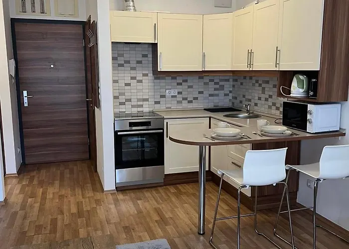 Lux Cordia Apartment With Free Parking