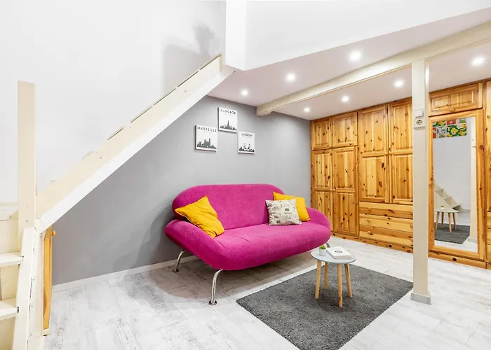 R49 Rakoczi Apartment