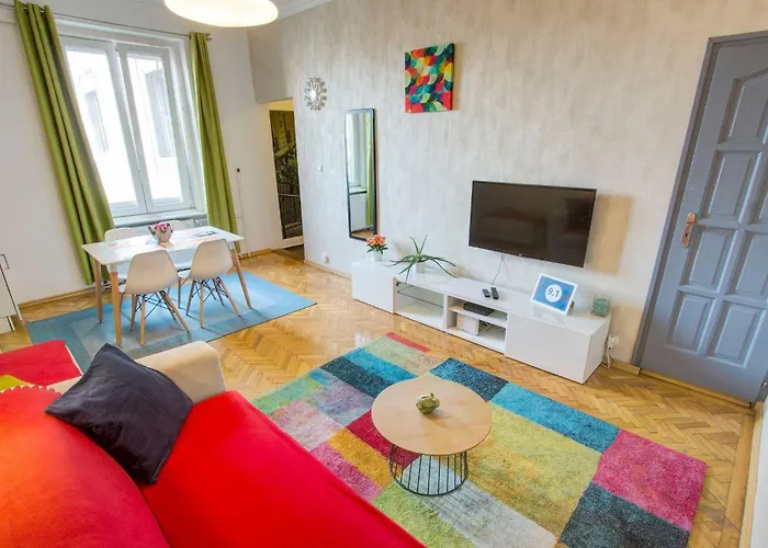 Little Americas Washington Tower Apartment