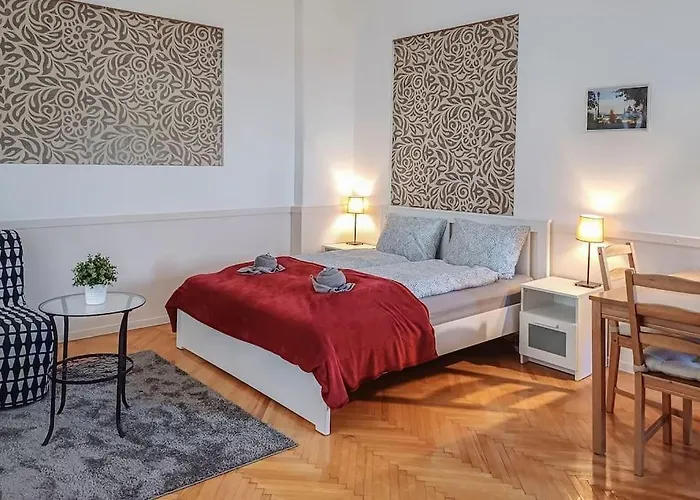Astoria Apartment