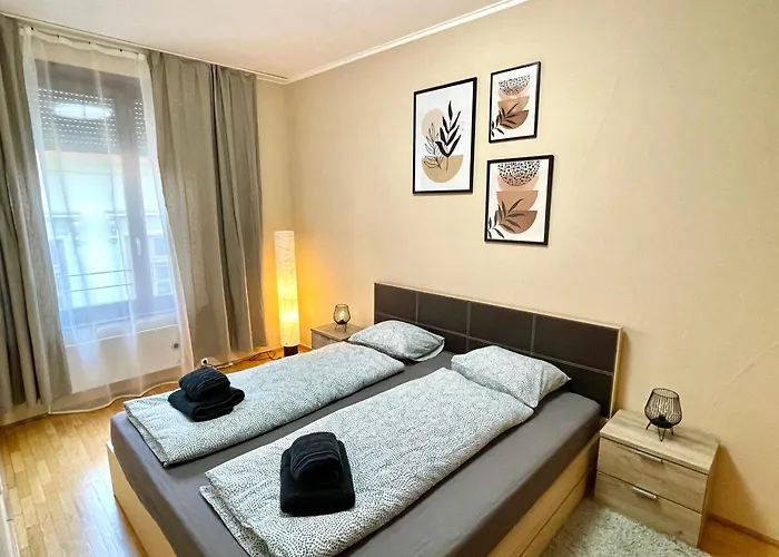Artisan Apartment - By Agada