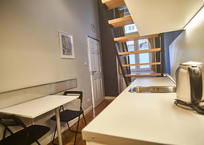 Z40 Apartments - Hostaid