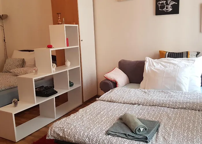 Center Royalty Apartment