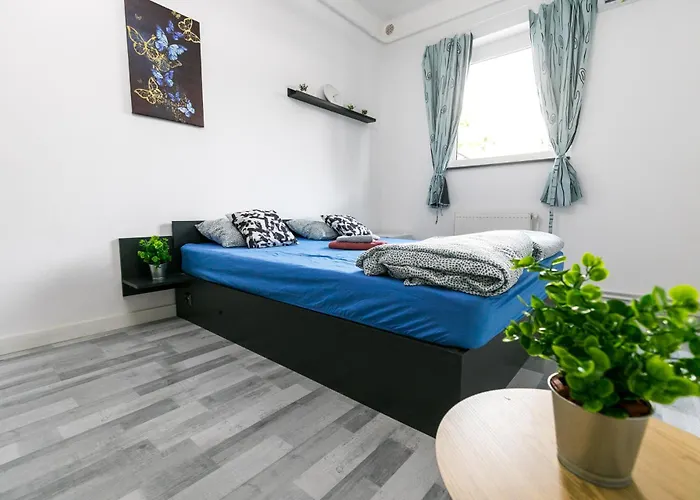 Mariposa Apartments