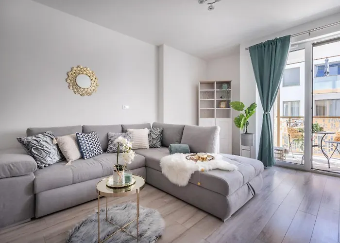 Premier Pest Side Apartment