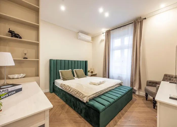 Deluxe City Center T6 Residence With Balcony
