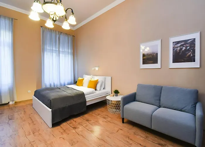 Very Central Very Spacious New Home
