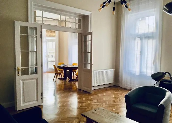Unique And Stylish Downtown Apartment