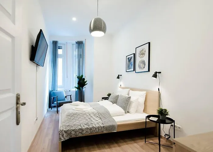 New Home With Aircon At Great Location