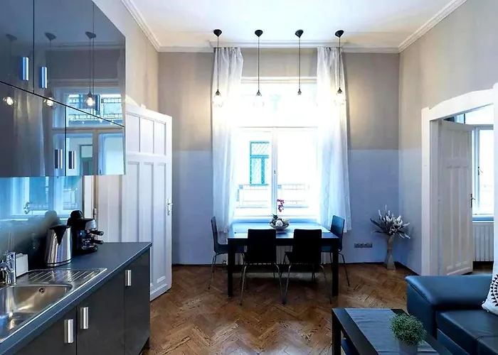 Vaci Street Apartments - Best Location In Budapest, Steps From The Danube