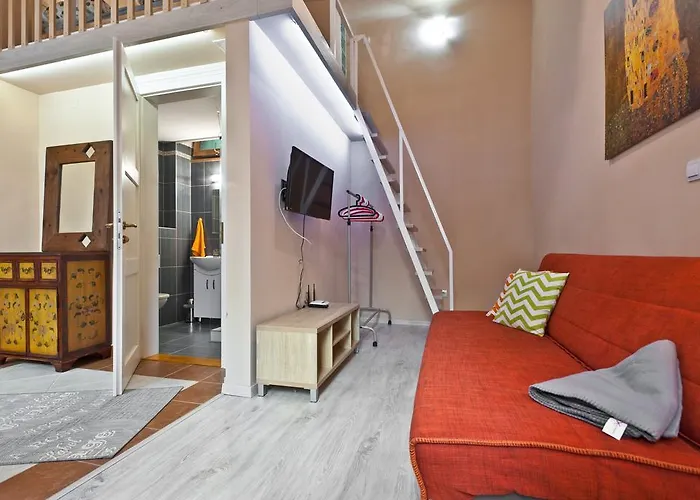 Andrassy Studio