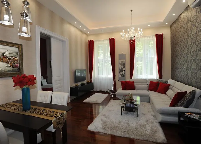 Paprika Deluxe Apartments