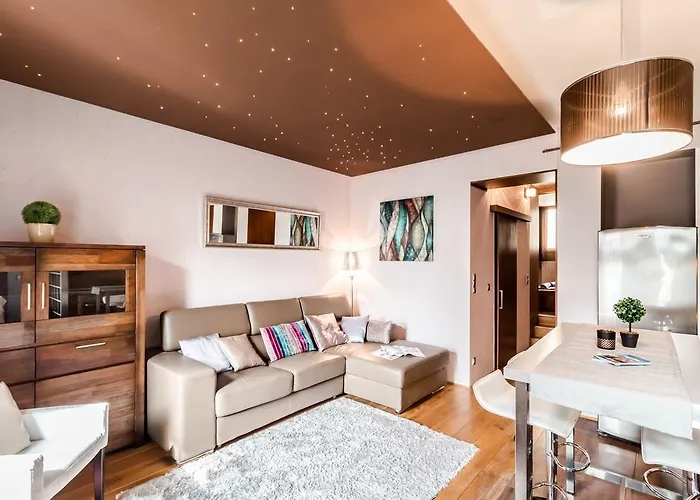 Bpr Castle Forest Apartment
