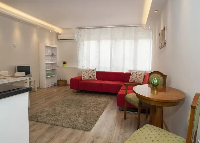 Ilona 2 Bedrooms Apartment In The Center