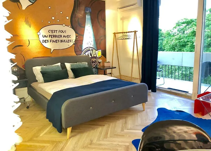 Mese Apartment