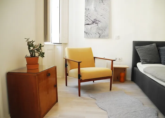 Rbnb Apartments - Inner City Iii.