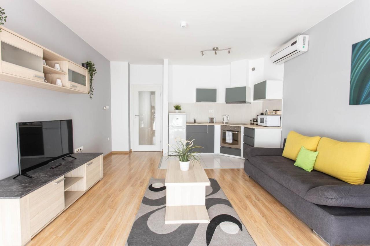 Corvin Plaza Apartamentos&suites Apartahotel 3*