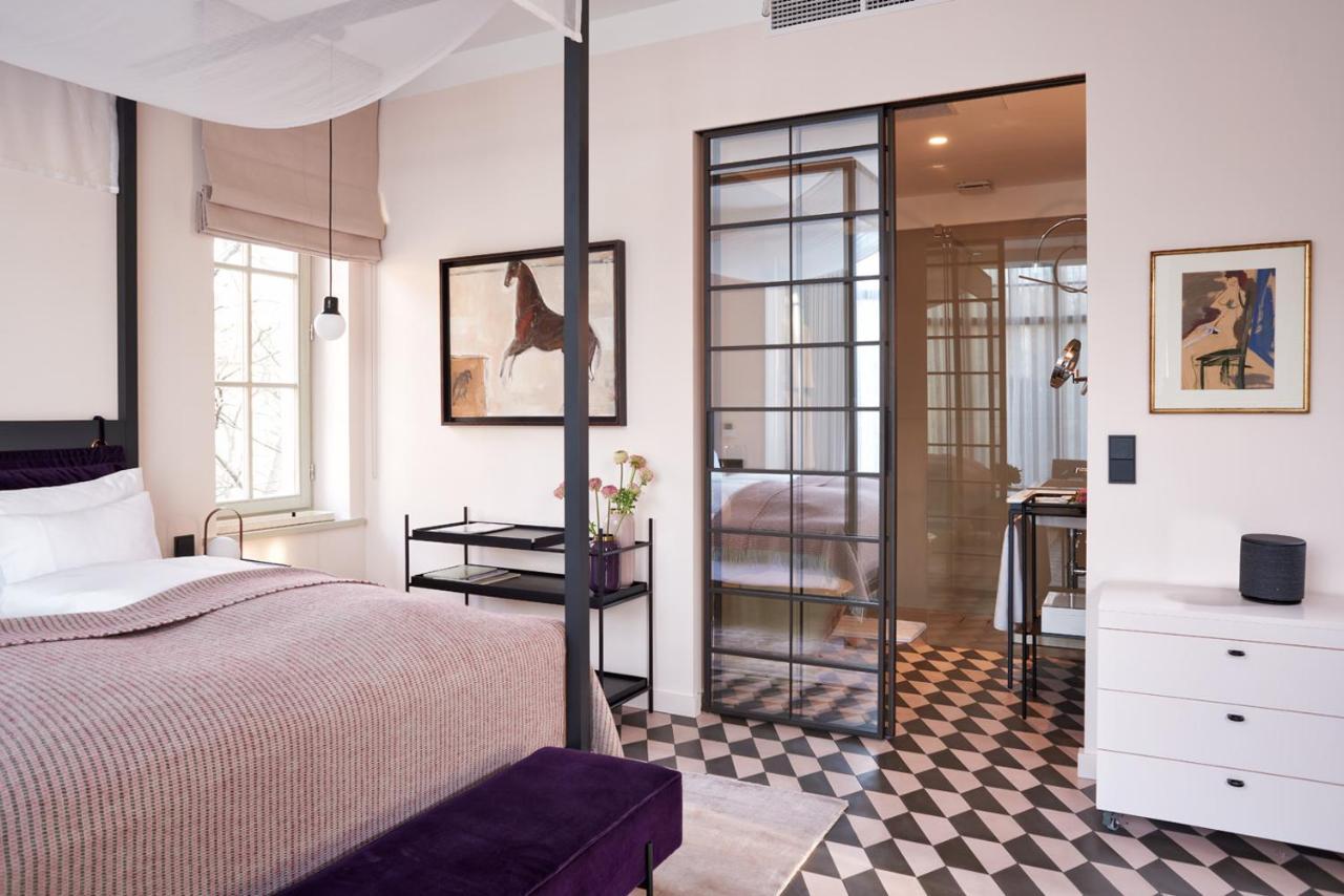 Bagatelle Gardenhouse Hotel *