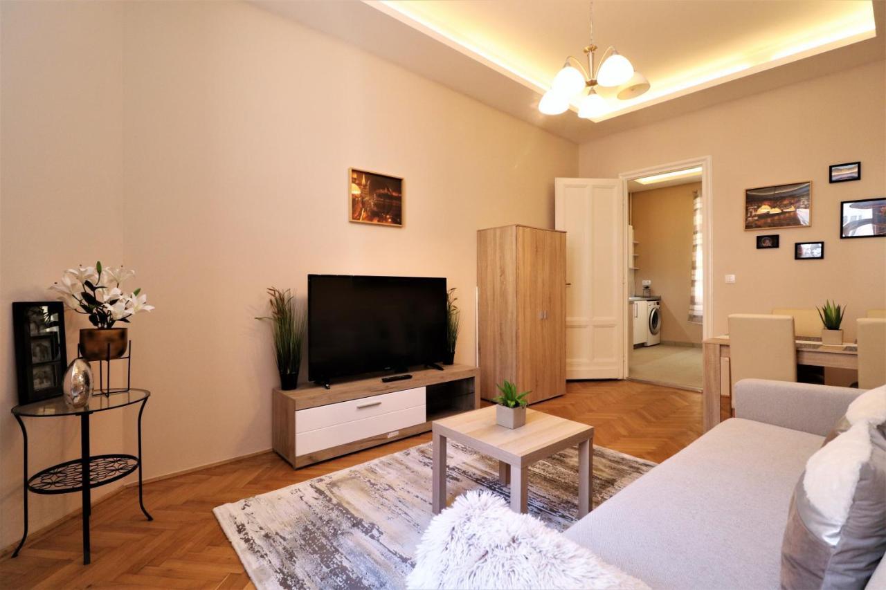 King Charles Residences Apartamento *