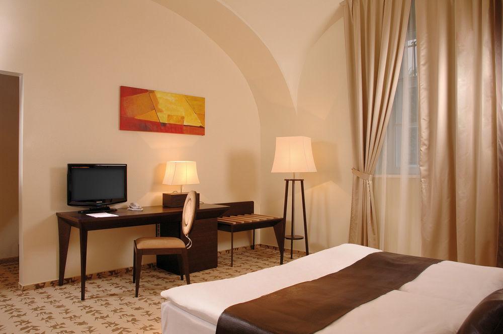 Buda Castle 4*