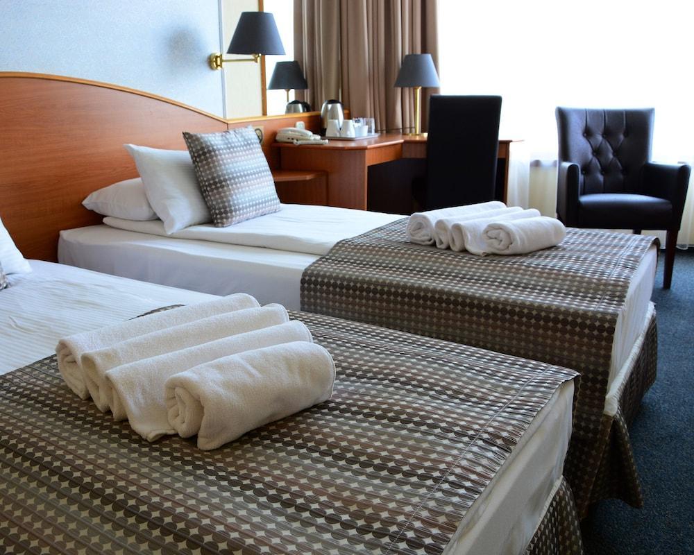 Orion Várkert Hotel