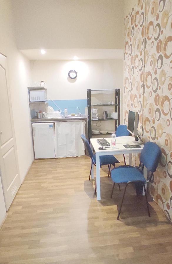 Synagogue View Guest House *