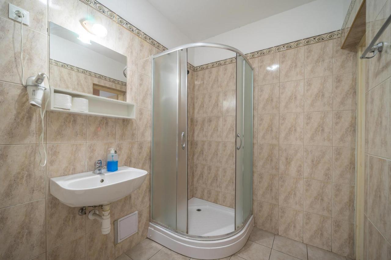 Silver Center Hotel 3*
