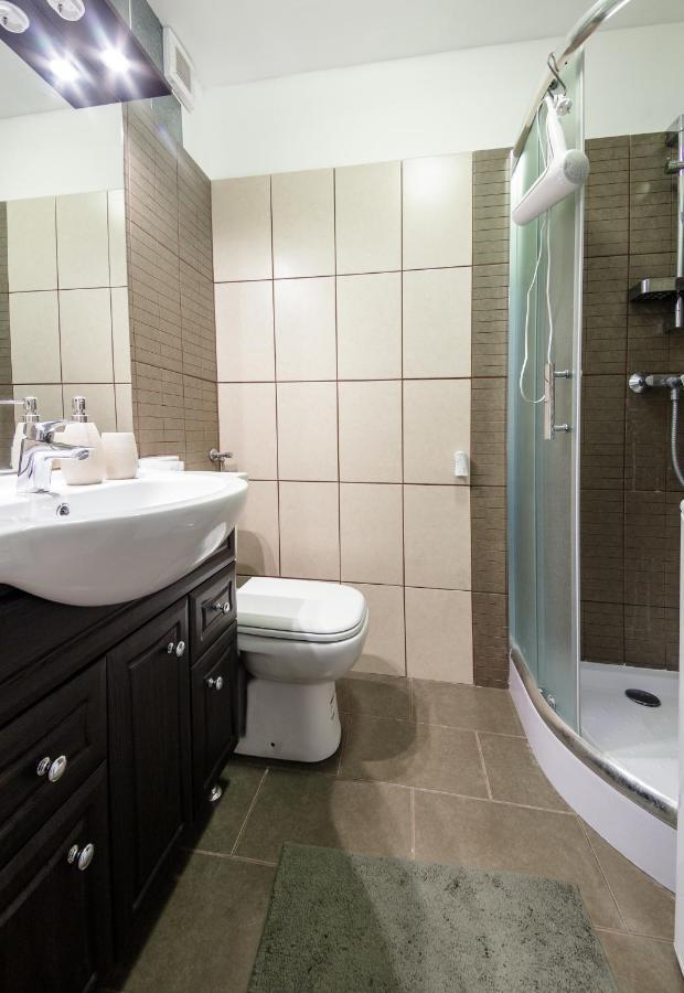 Urban Hostal *