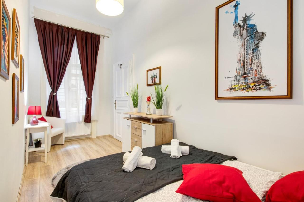 Standard By Hi5 - Weiner Leo * Budapest
