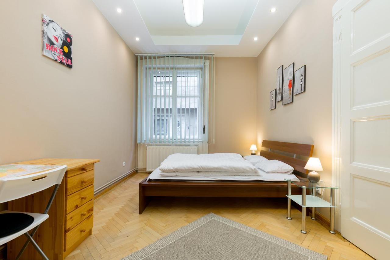 K17 Kinizsi Apartamento