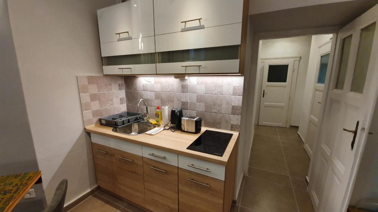 Apartamento Modern Parkside Garden View