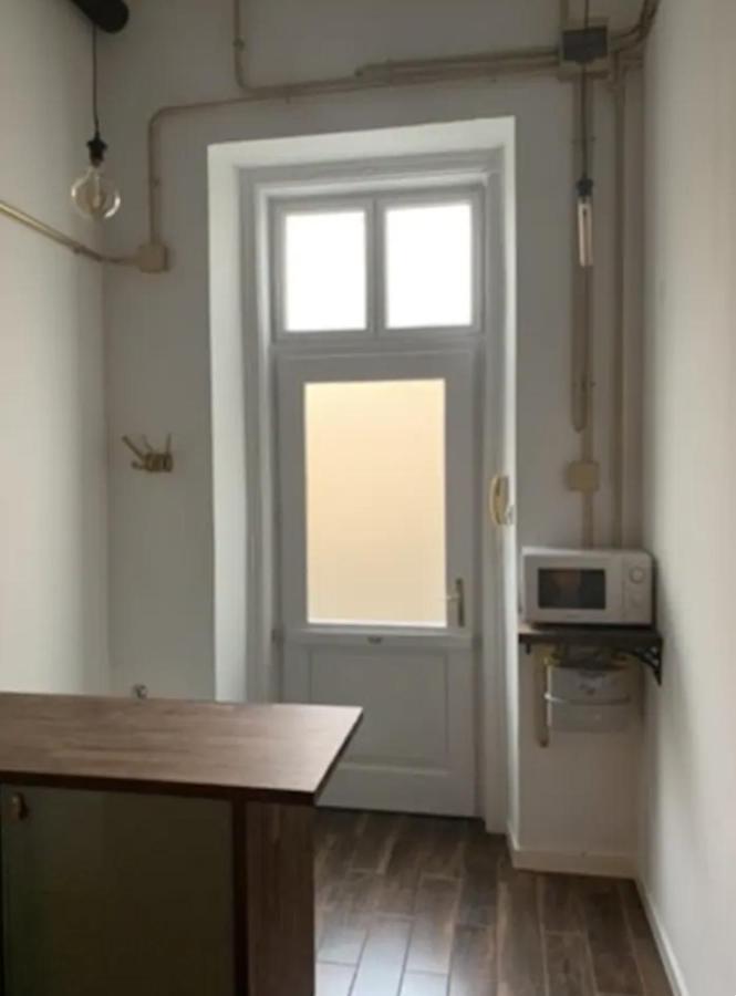 Award Winning Luxury Studio In The Heart Of In Historical Building