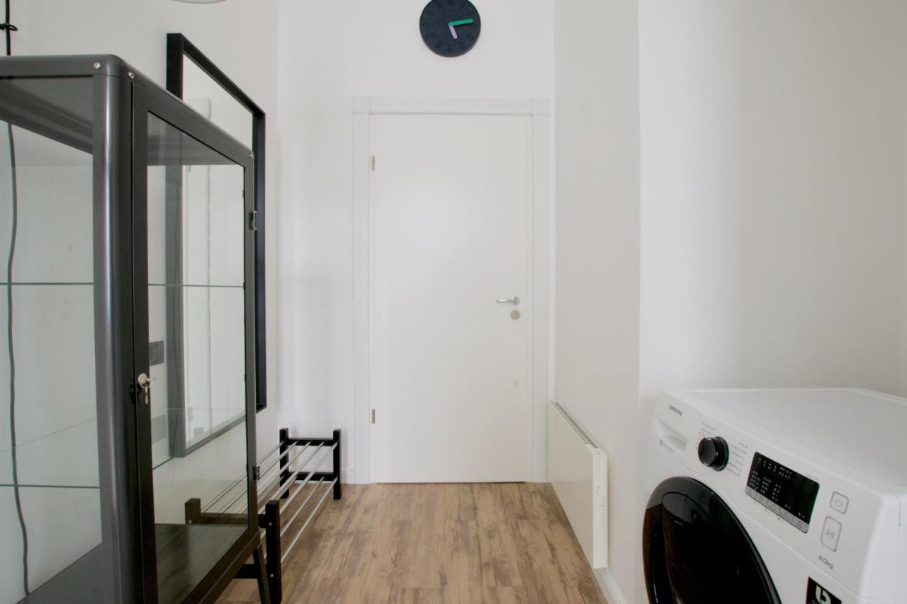 Standard By Hi5 - Gellért Area