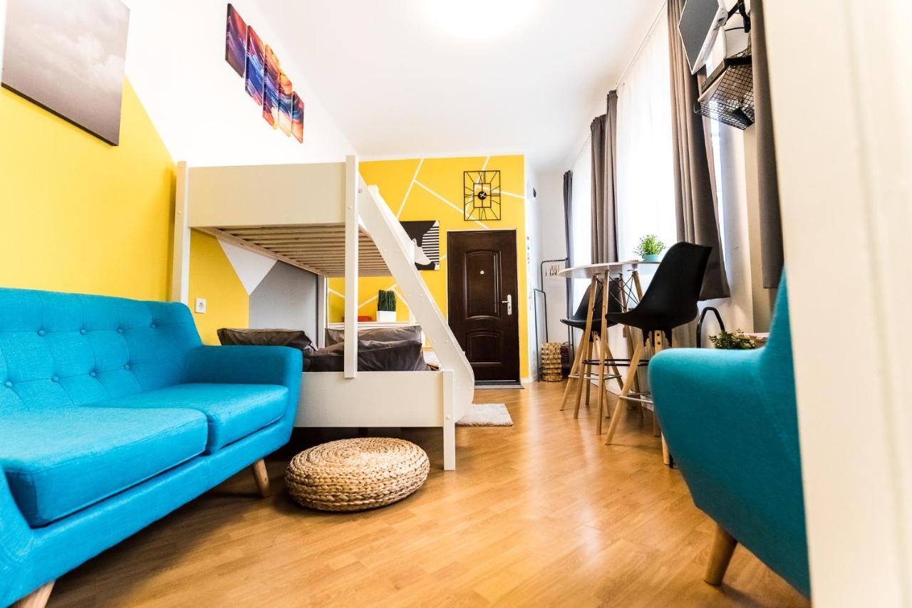 Miniart-carefully Designed-stylish-danube-váci Str Budapest