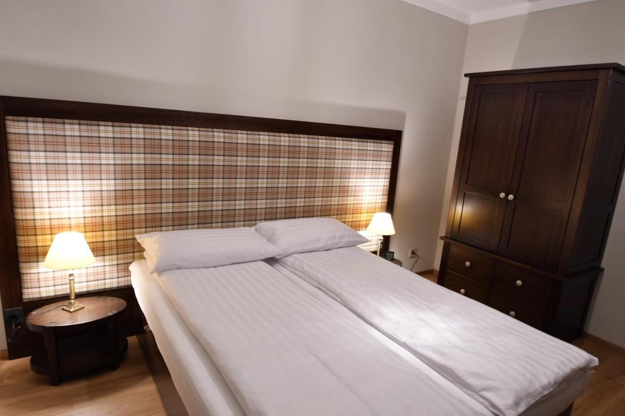 Tweed House * Budapest