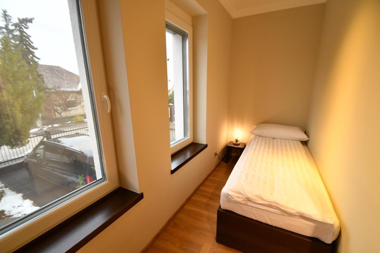Tweed House * Budapest