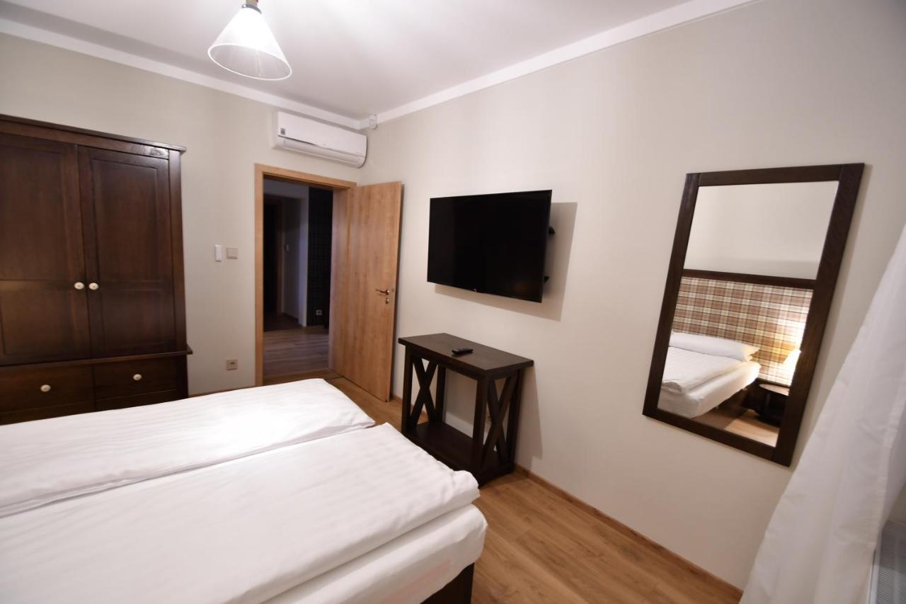 Tweed House Villa