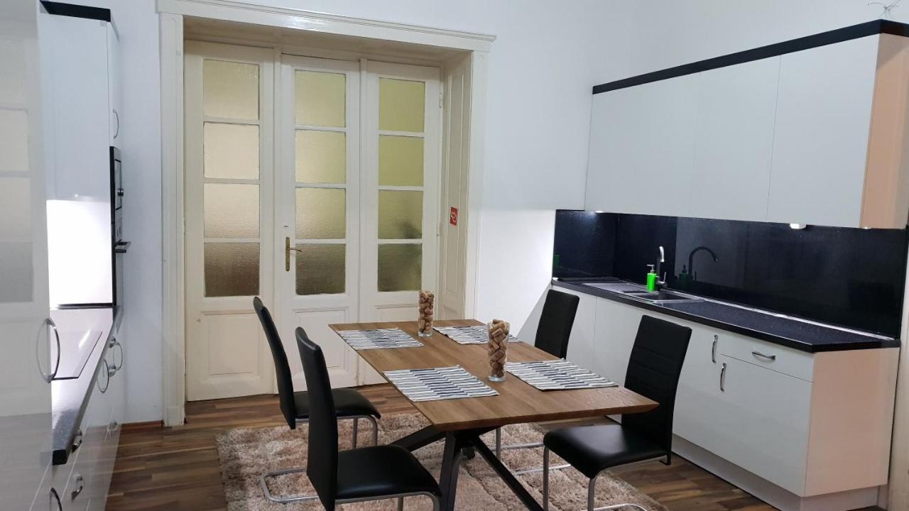Pannonia Homestay *