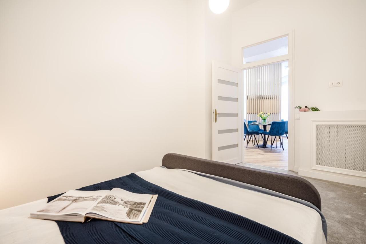 Bpr Kyanit Design With A/c Appartamento Budapest