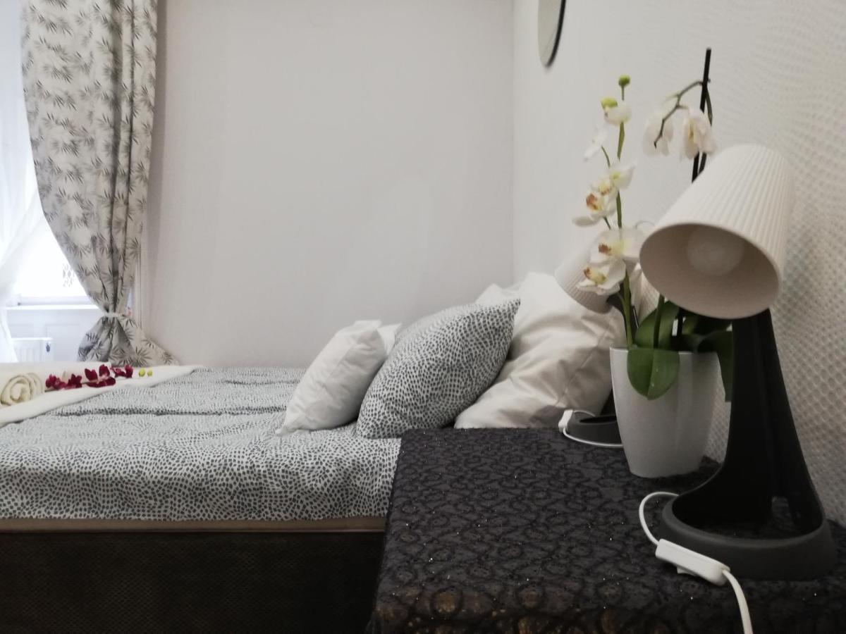 Pannonia Center Deluxe Apartamento