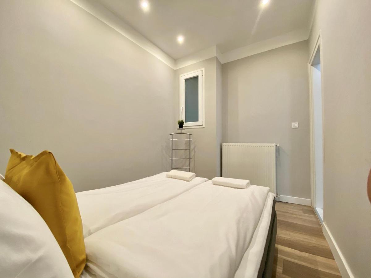 Standard By Hi5 - 2 Bedroom In The Center *