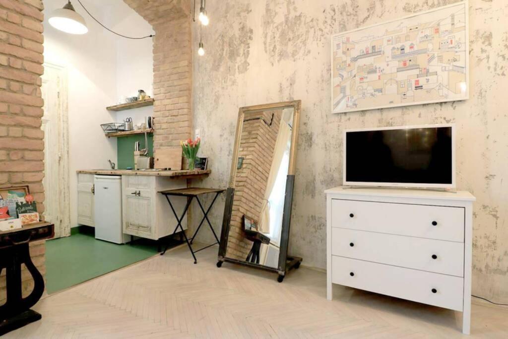 Apartamento Little Corner At The Historic Jewish District With Ac *