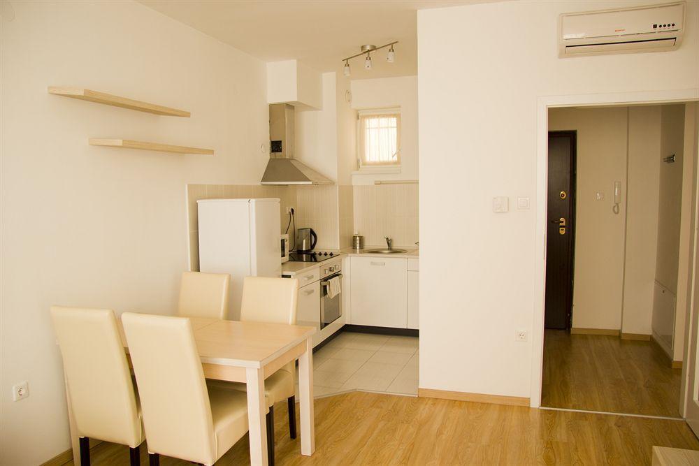 Corvin Plaza Apartamentos&suites Budapest