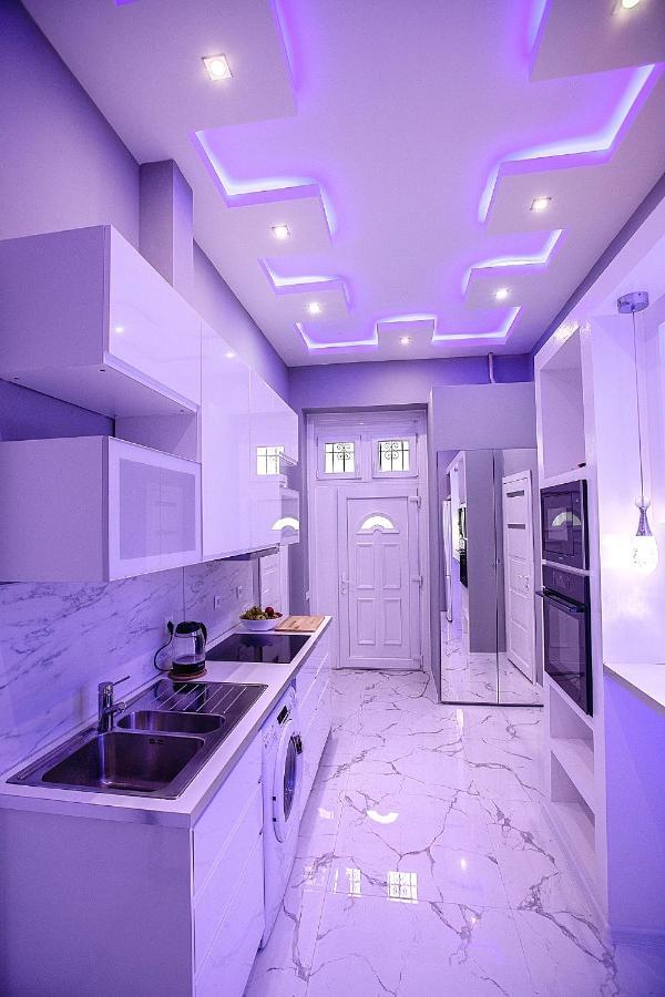Luxury Ambiance Residency 4Br-2Ba Apartment