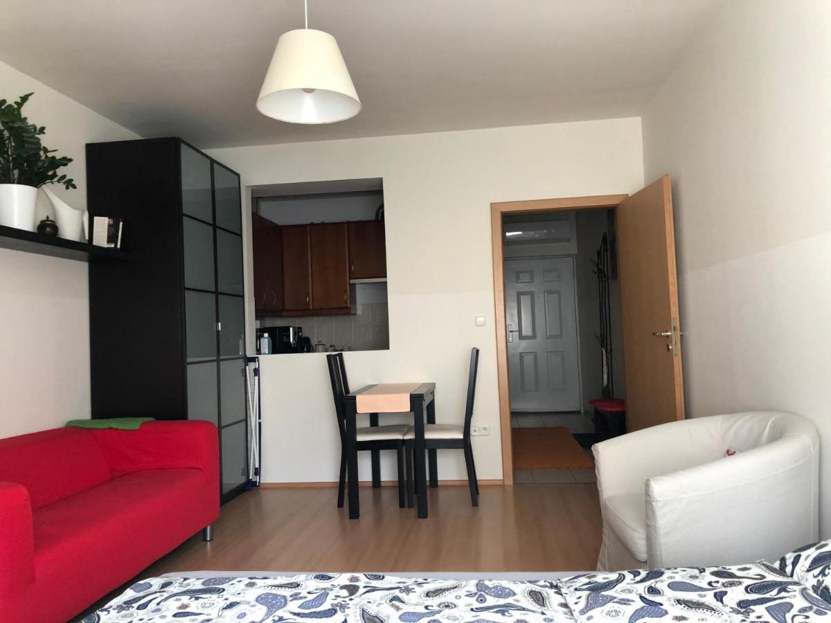 Cozy In District 8 Apartmán