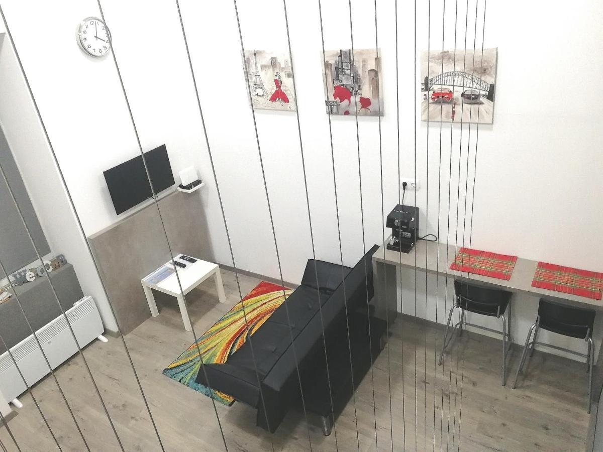 Alisza's Studio *