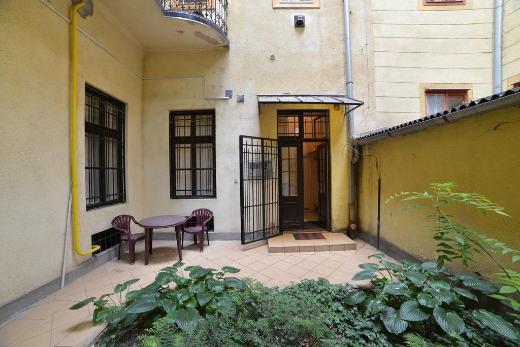 Baross - Hotel