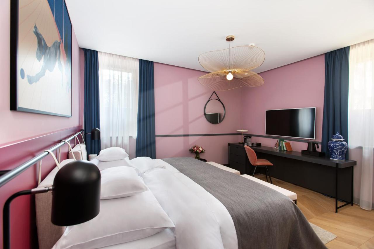 Alice Hotel